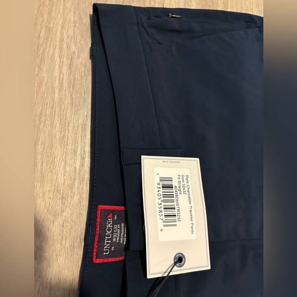 UNTUCKit Traveler Tech Pants - Picture 2 of 4